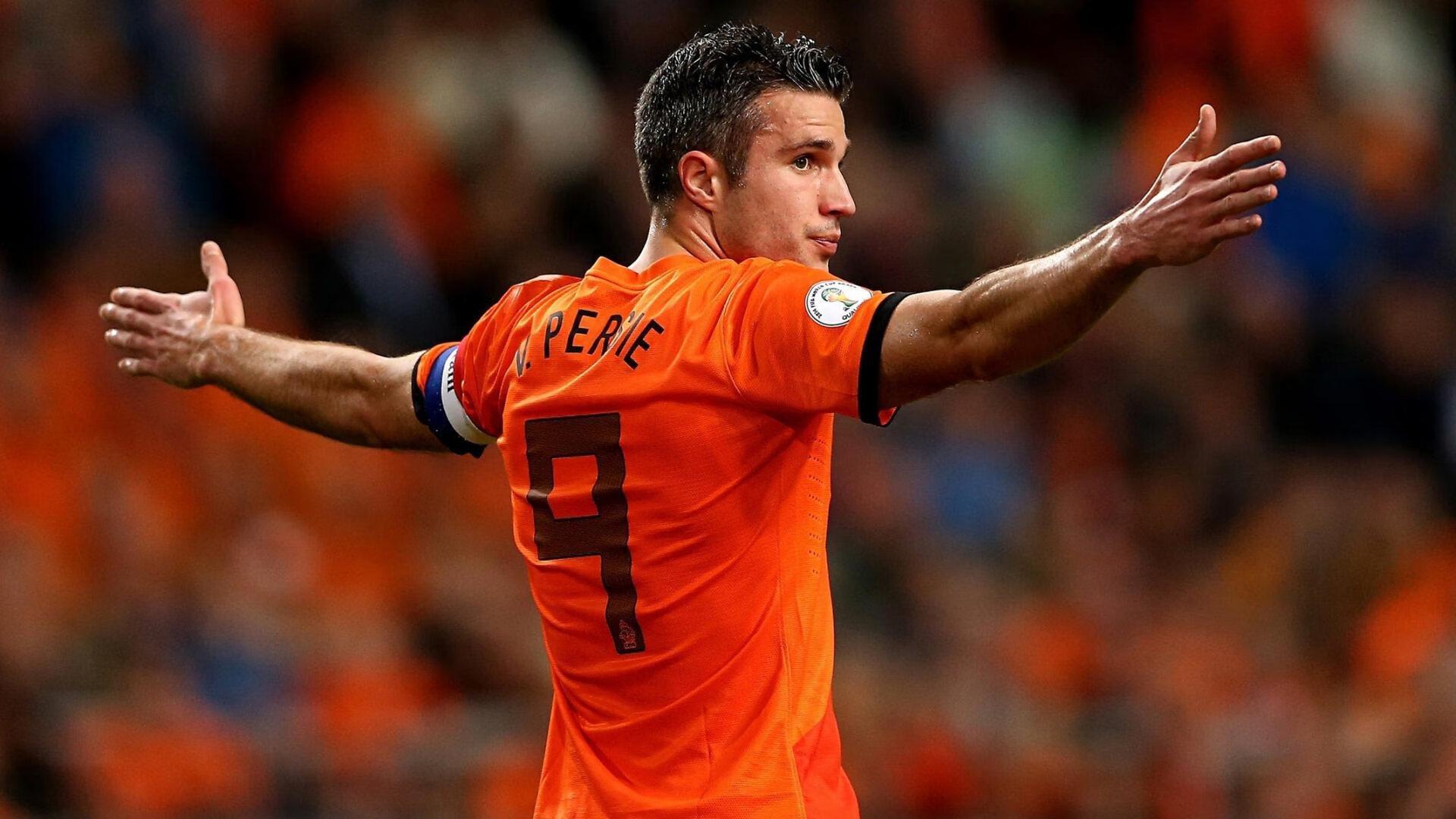 绿茵惊雷!天才新星左脚重炮直挂死角,绝杀助球队逆转晋级